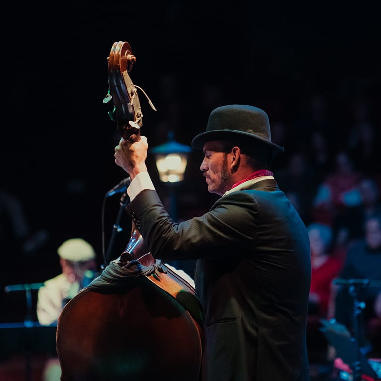 The Jazz Room: A Frank Sinatra & Louis Armstrong Tribute