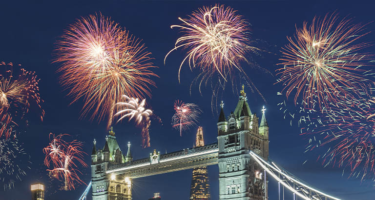 fireworks cruise london