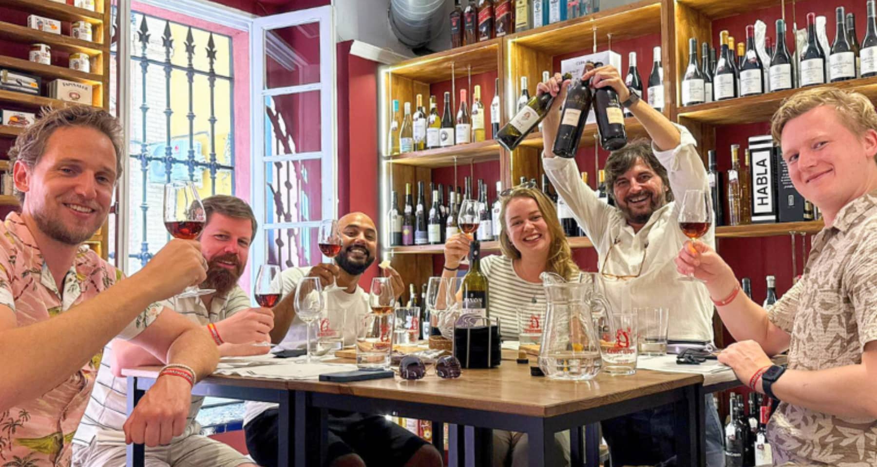 VinumPlay - Taste & Shop (Málaga - La Malagueta) Cata maridaje frente al mar: 4 vinos + 4 tapas 12 mar - 03 abr 45,00 € — Día de la Madre en Málaga