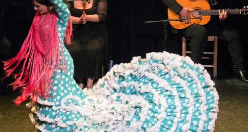 Teatro Flamenco Triana Espectáculo de flamenco en el Teatro Triana4.7(53) 11 mar - 05 may Desde 15,00 € — Día de la Madre en Sevilla