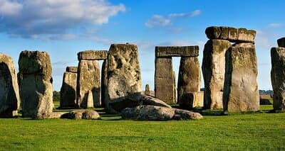 London to Stonehenge Shuttle Bus and Independent Day Trip