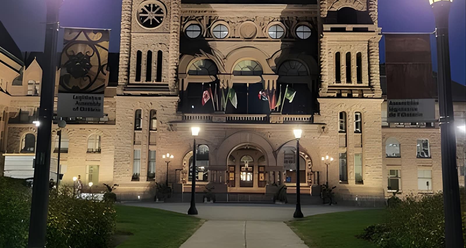 Haunt Hunt Walking Tour in Toronto (Toronto) Tickets