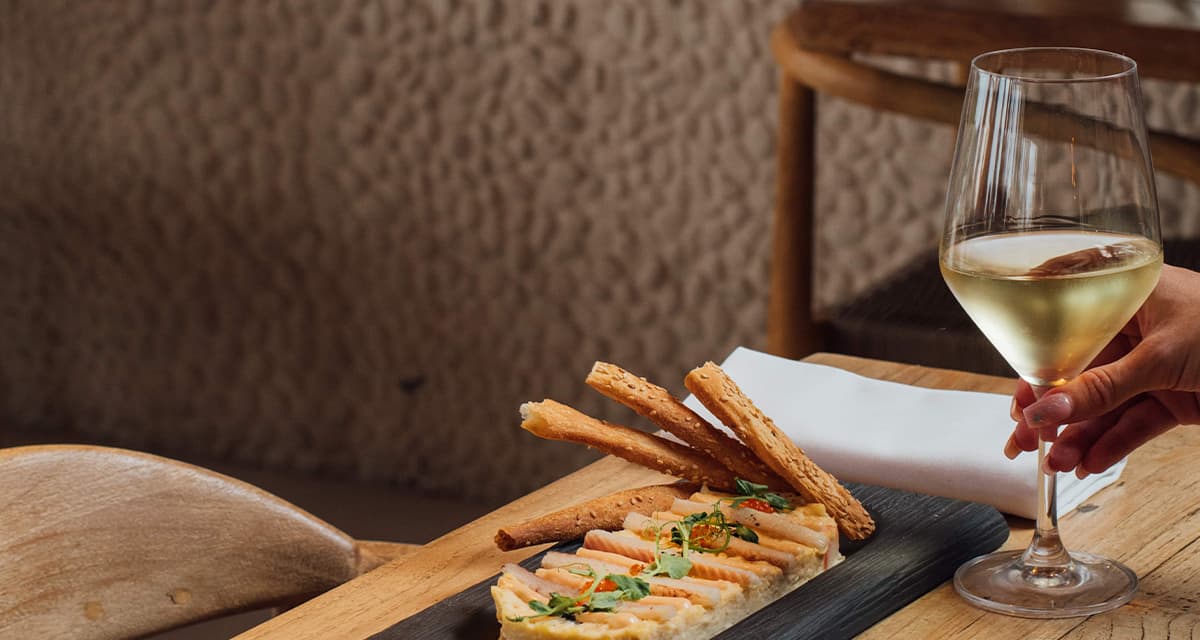 Restaurante Sabbia Valencia Menú con copa & After Lunch con DJ4.0(2) 13 mar - 07 jun 48,00 € — Día de la Madre en Valencia