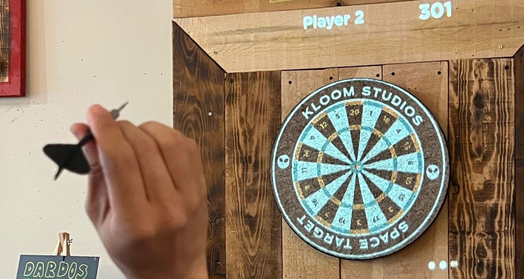 Juego de dardos interactivo + cerveza en El Hachazo Valencia Juego de dardos interactivo + cerveza en El Hachazo Valenci — Día de la Madre en Valencia