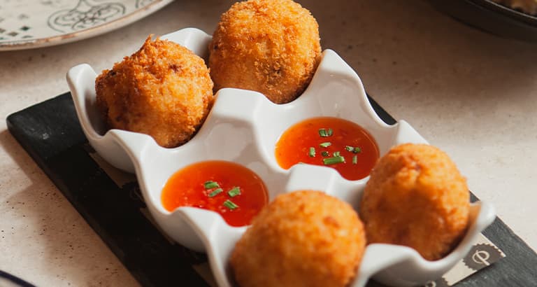 Portolito Carmen Una tapa + una bebida en Portolito Carmen4.8(16) 20 mar - 30 may 15,00 € — Día de la Madre en Valencia