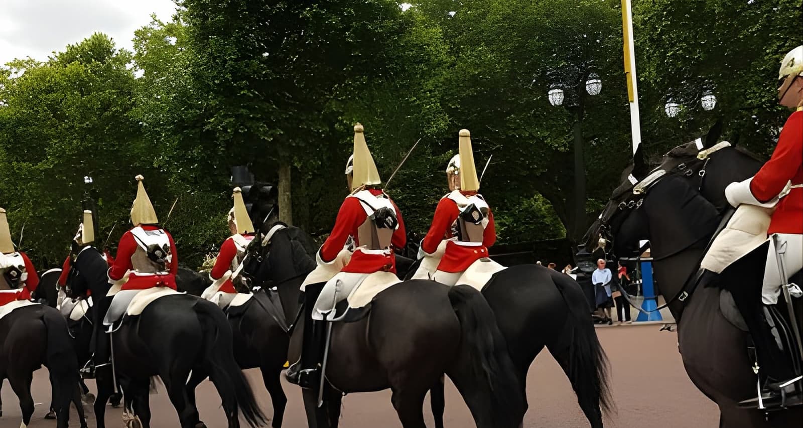 British Royal 3 Hour Walking Tour!