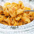 Klassische handgemachte Pasta mit Wodka-Sauce in NYC