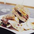 Leka Ópera: sándwiches de otro nivel con bebida