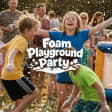 Foam Playground Party: Ein verspieltes Schaumstoff-Erlebnis für Kinder im Freien