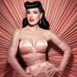 Dita Von Teese : Rencontre-la et reçois une affiche dédicacée !