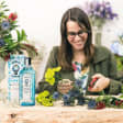 Taller de arreglo floral en el jardín inglés de Bombay Sapphire English Estate