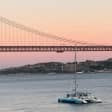 Lisbon Bay Beach: mergulhos e solário a bordo de um catamaran