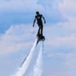 Experiência de Flyboard em lago privado