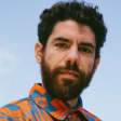 Quartas Acústicas apresenta Luca Argel