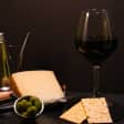 Cata con vino, queso y música en directo por el Día del padre