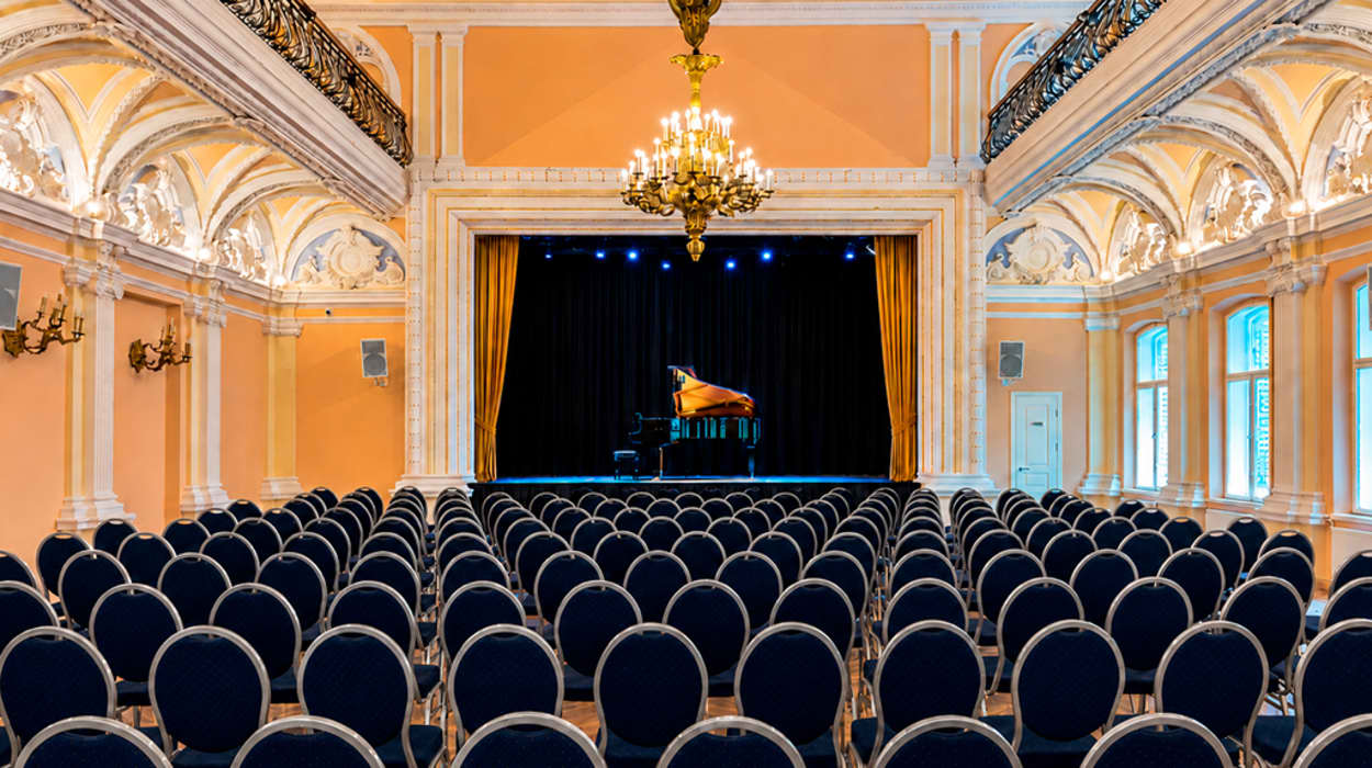 Royal Theatre