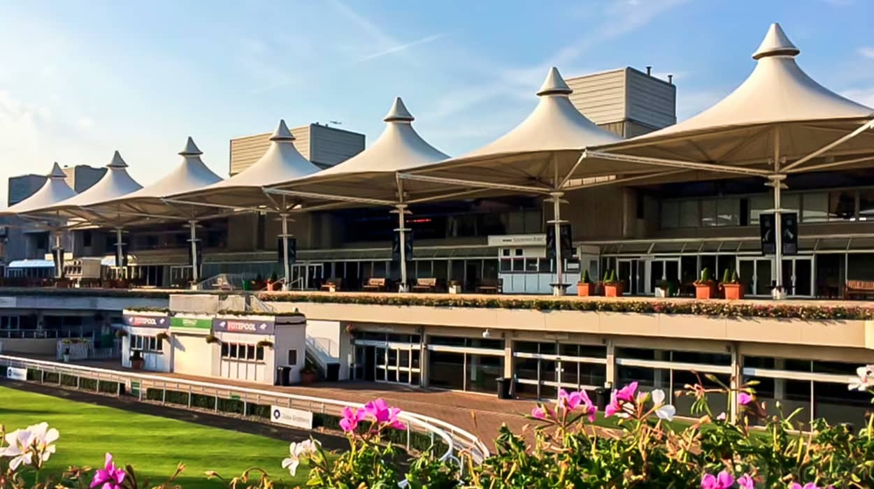Sandown Park Racecourse