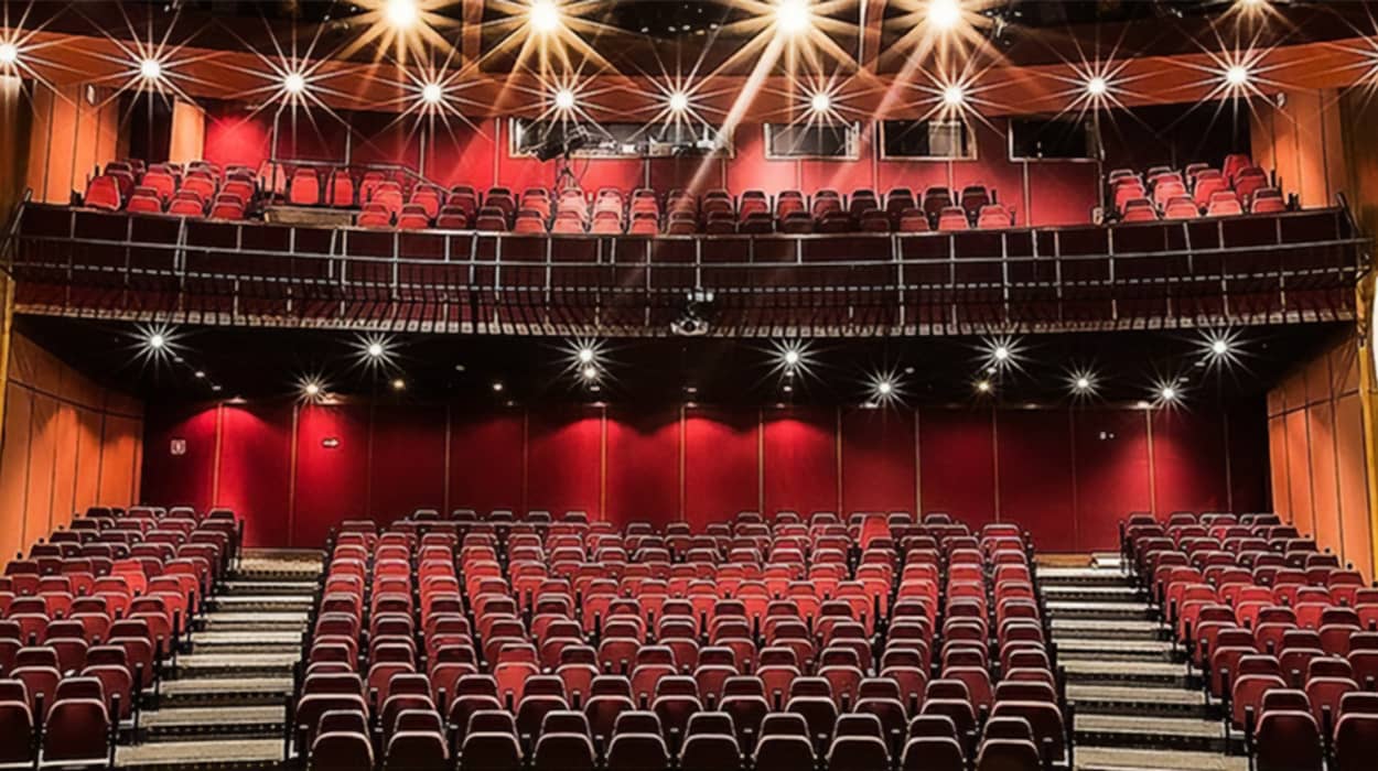TEATRO COLINAS