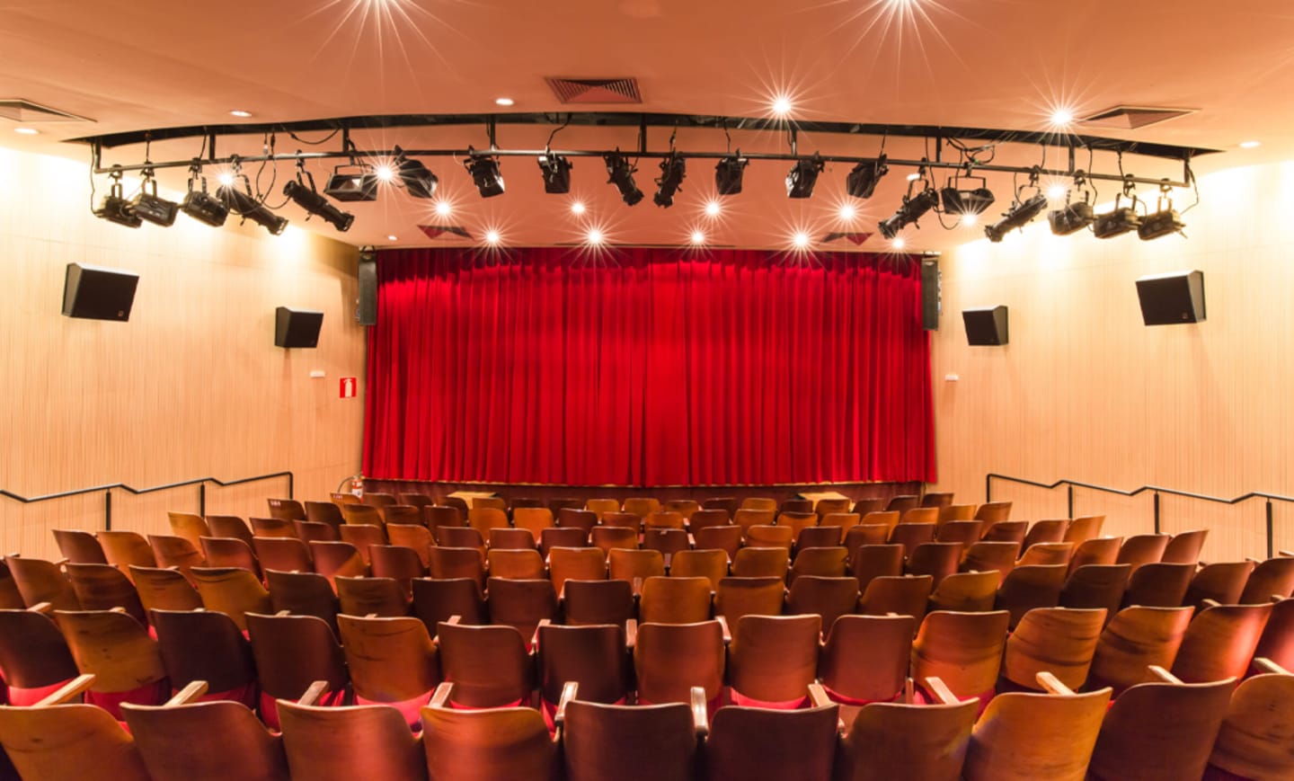 Cine Theatro Brazil Vallourec 1