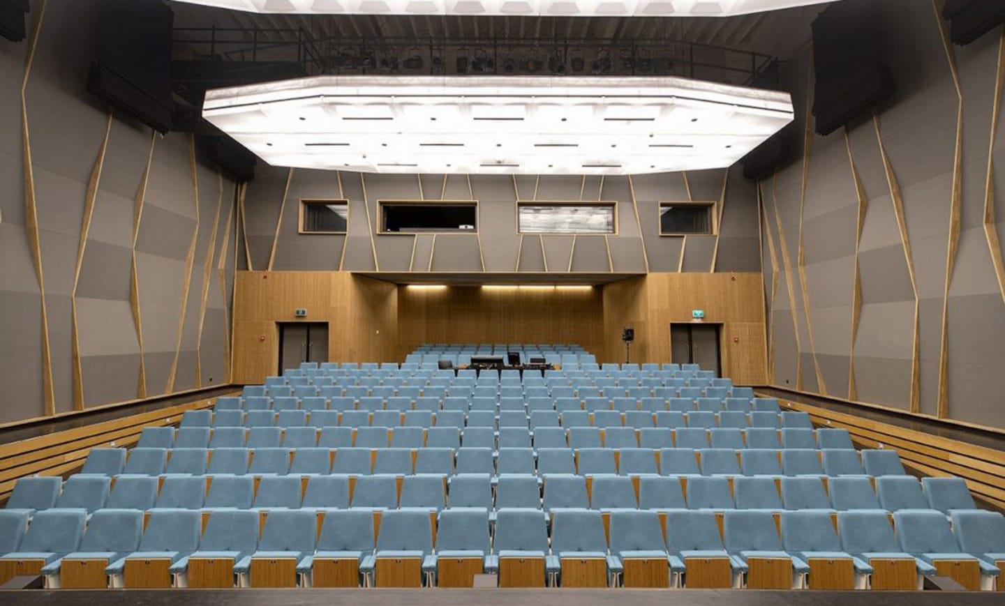 Muziekcentrum Track 1
