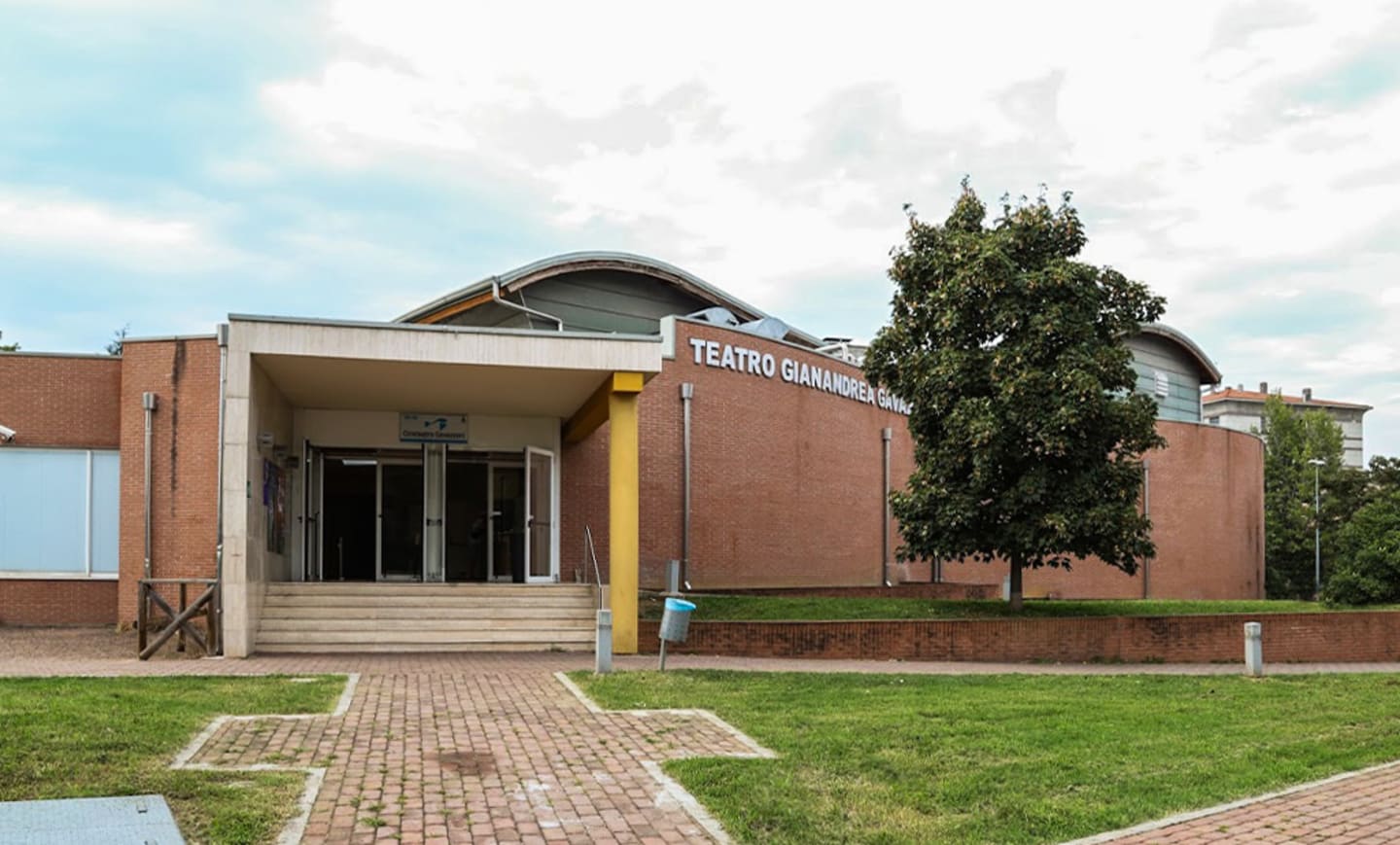 Cineteatro Gavazzeni 1