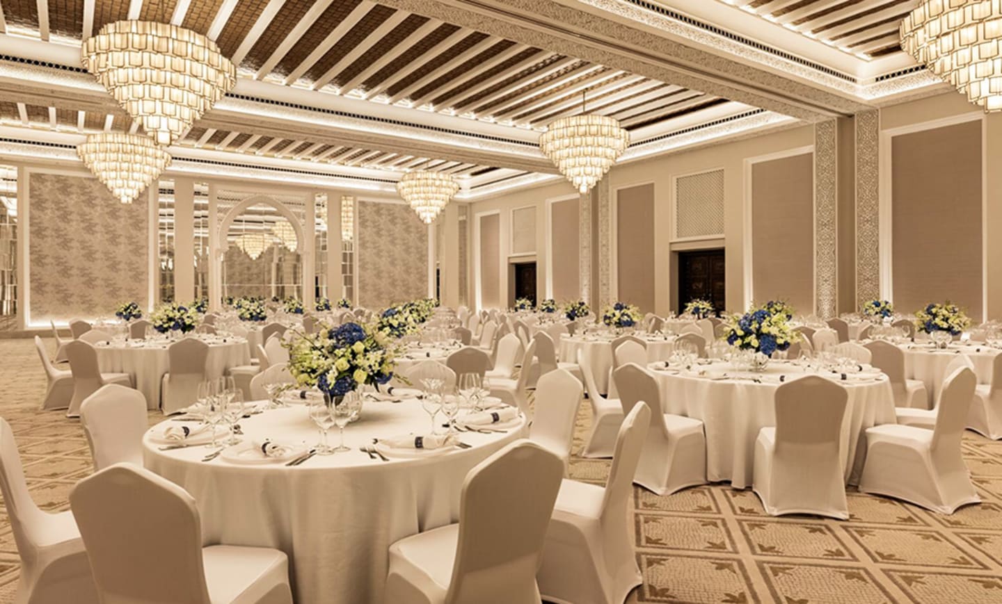 Al Majlis Madinat Jumeirah Mina A’Salam 1