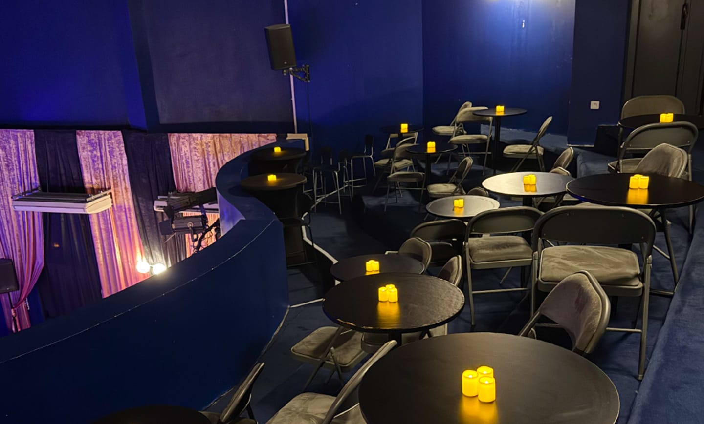 Cabaret Étoile Bleue 2