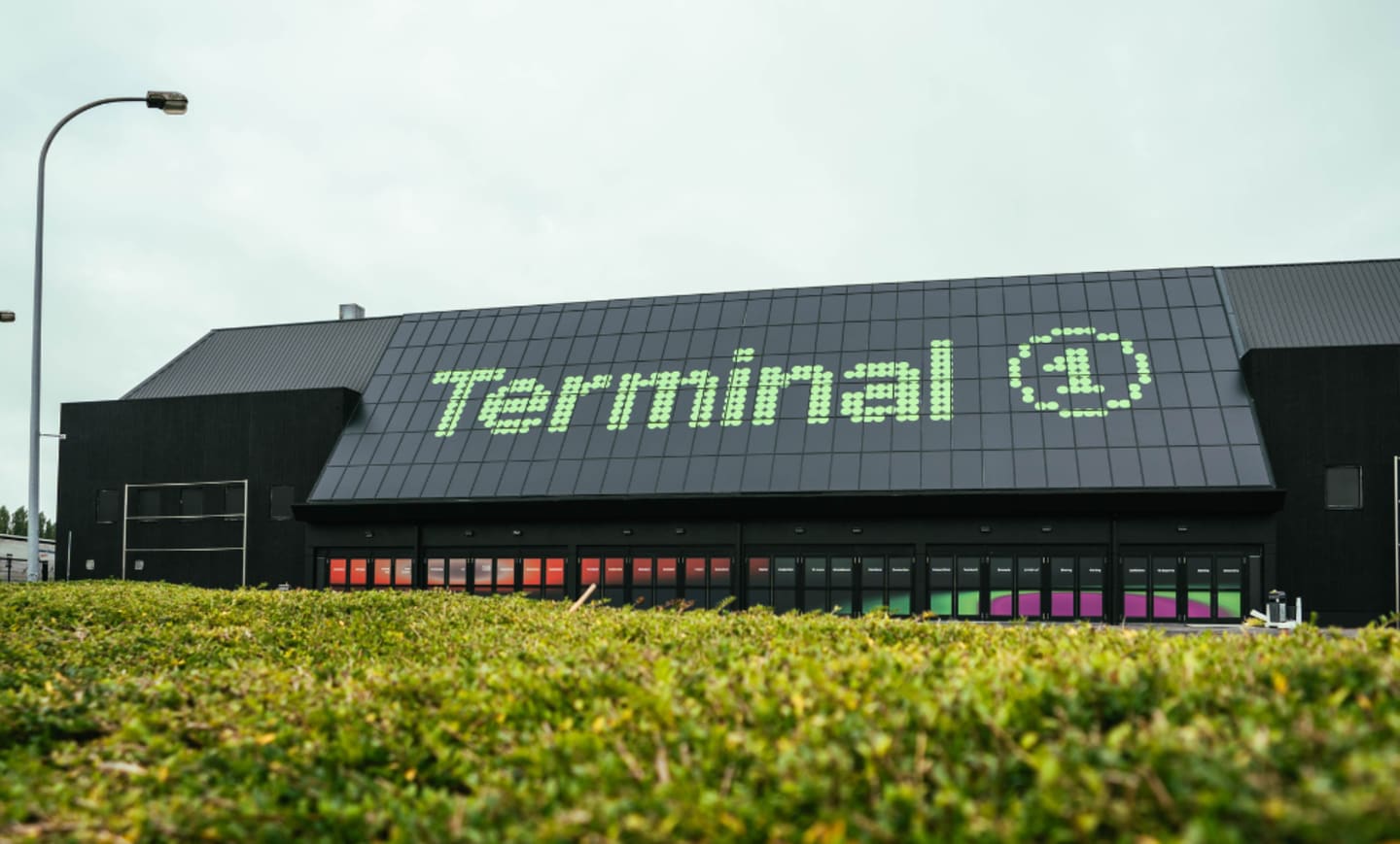 Terminal 1 3