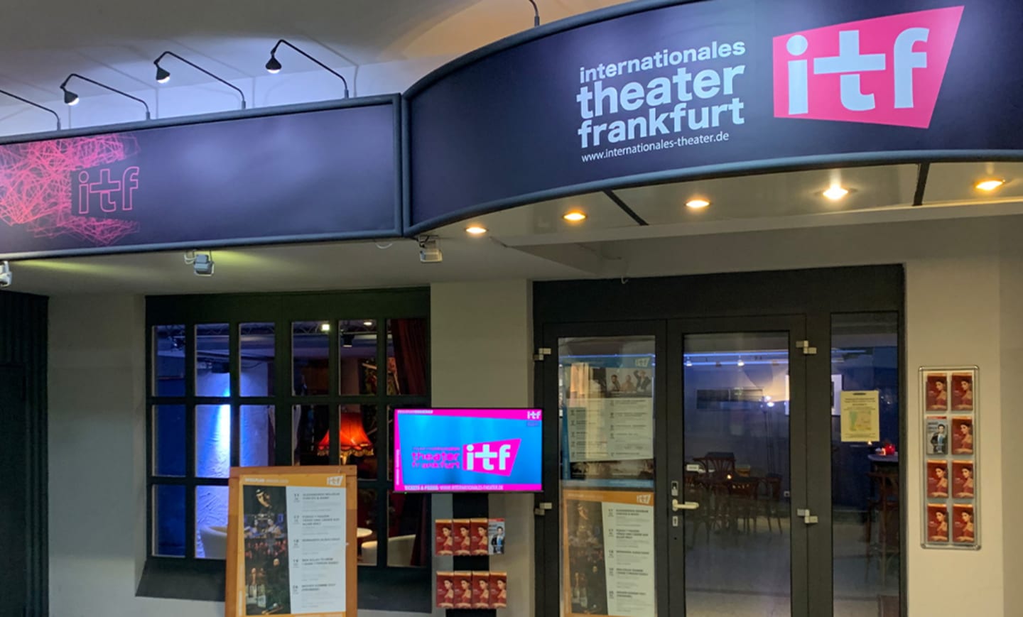 INTERNATIONALES THEATER FRANKFURT 3