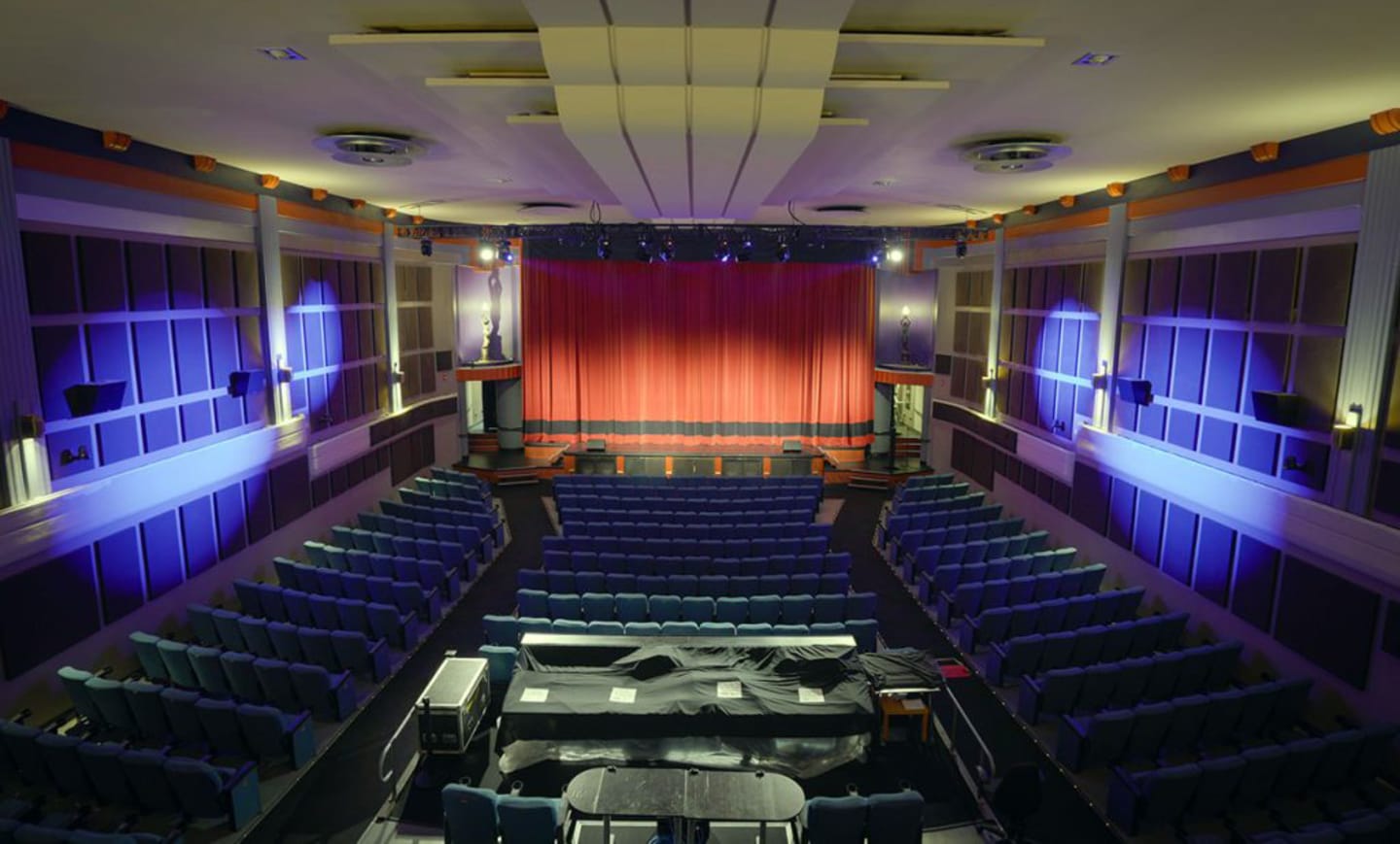 Royal Cinema 2