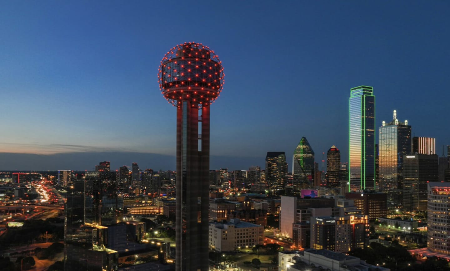 Reunion Tower 1
