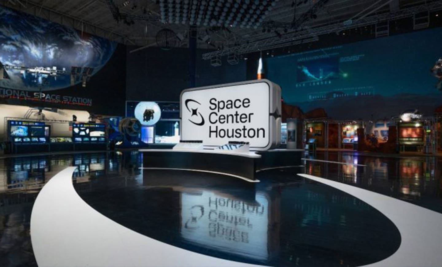 Space Center Houston 1