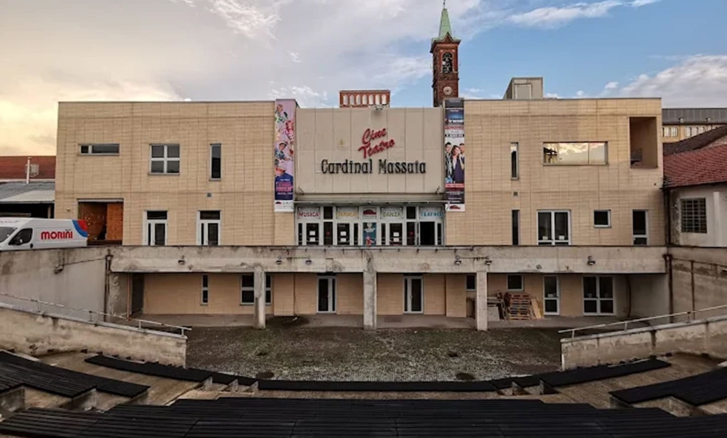 Teatro Cardinal Massaia 2