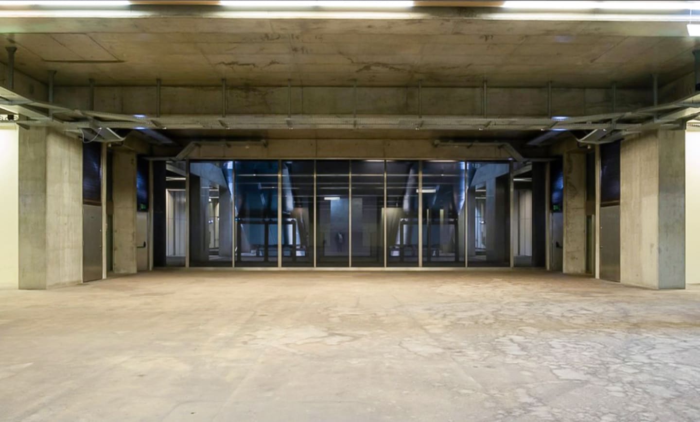 Sala Subterrânea da Estação do Metro Terreiro do Paço 1