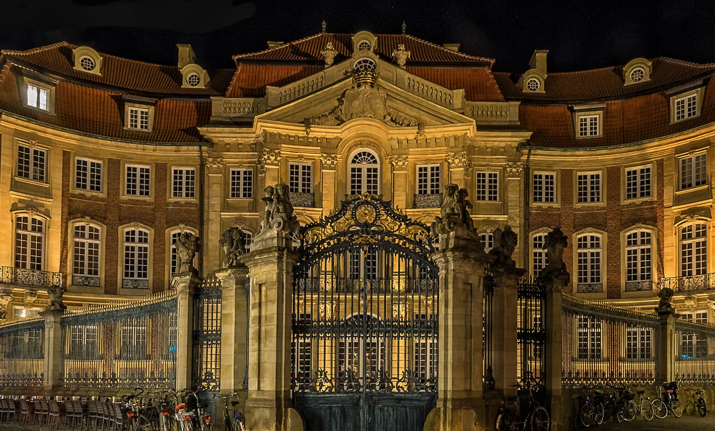 Erbdrostenhof 1