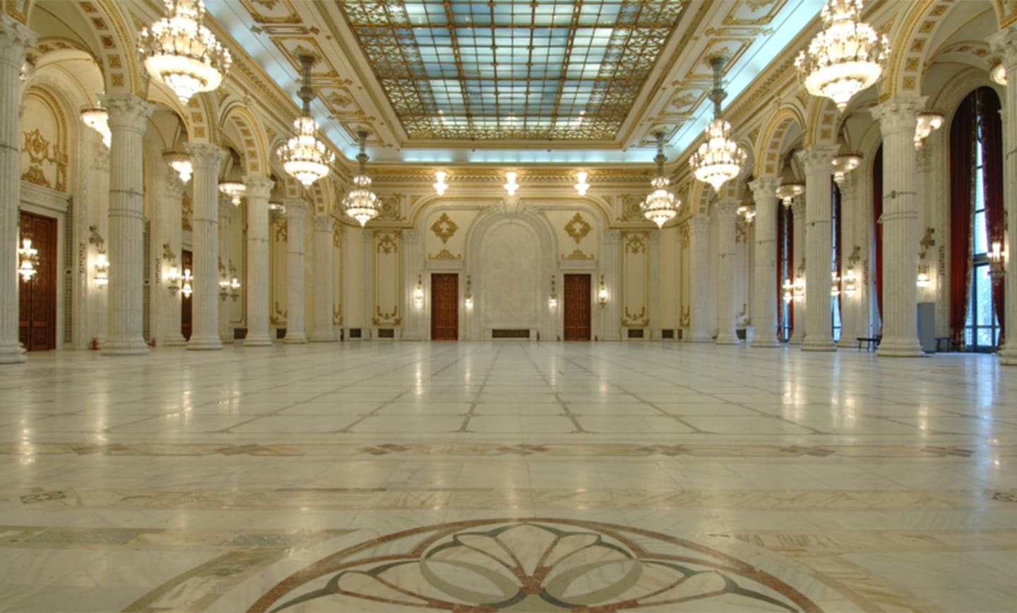 Palast des Volkes 1
