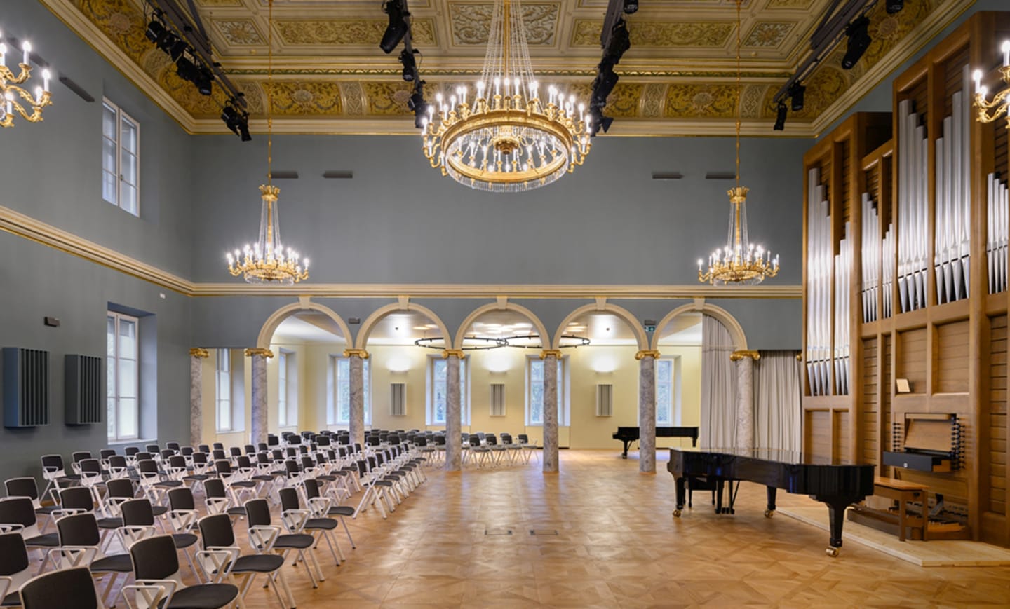 Akademija za glasbo, Univerza v Ljubljani 1