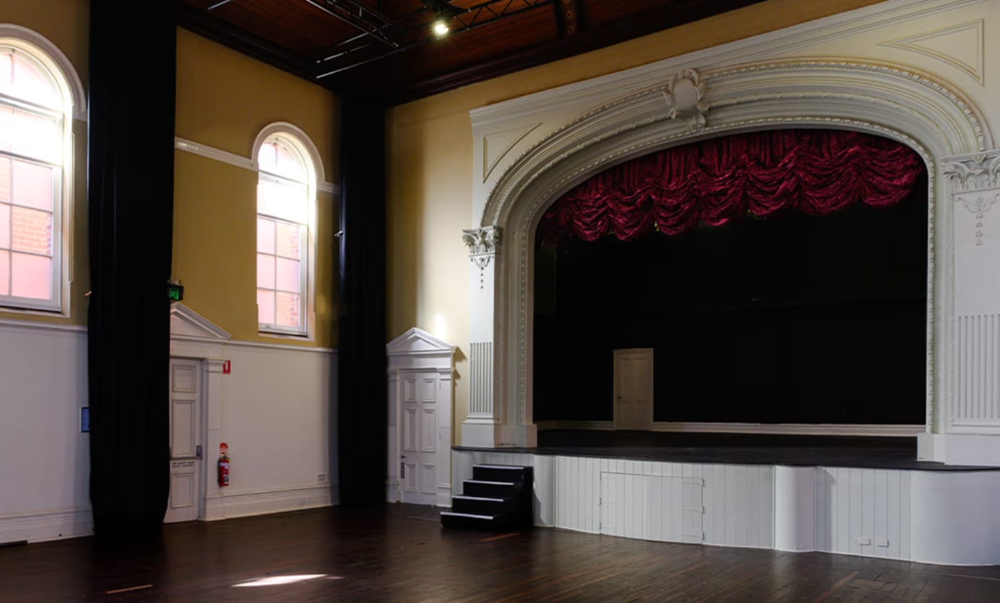 Victoria Hall 2