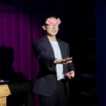 Magic Live Pub: A Private Magic Show for Only 7 Tables