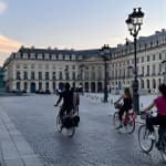 Visite à vélo des monuments de Paris en petit groupe