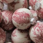 Decora tus propias bolas de Navidad