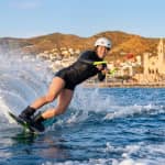 Wakeboard Experience en Sitges: Domina el Mediterráneo