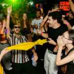 Faro Pub Crawl: 6 bebidas, jogos e entrada VIP