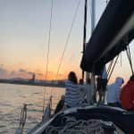Salida privada en velero (Aperitivo y Bebidas incluidas)