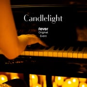 Candlelight: Hommage an Ludovico Einaudi im Erbdrostenhof