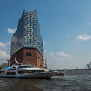 1-Stündige Große Hafenrundfahrt Hamburg