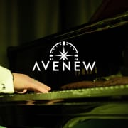Dinner-show no Avenew ao som de piano ao vivo