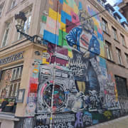 ﻿"Les murs qui parlent": guided tour of Street Art and comics