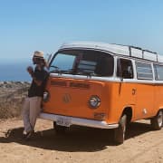 Malibu: Shared vintage VW Hippie sightseeing tour with wine tasting