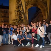 Paris: City Center Guided Pub Crawl With Shots & Club Entry